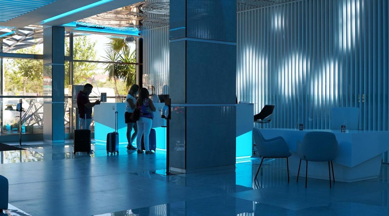 Hotel The Ibiza Twiins - 4* Sup Playa d'en Bossa Exterior foto