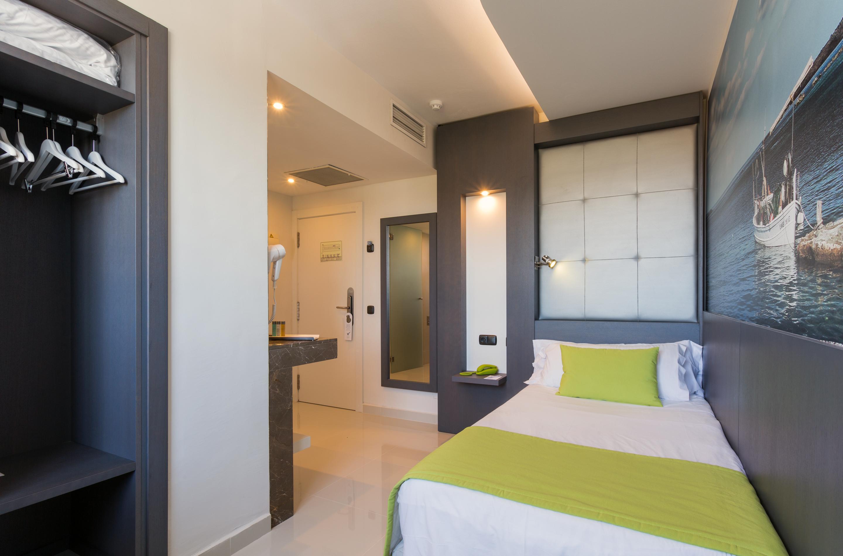 Hotel The Ibiza Twiins - 4* Sup Playa d'en Bossa Exterior foto