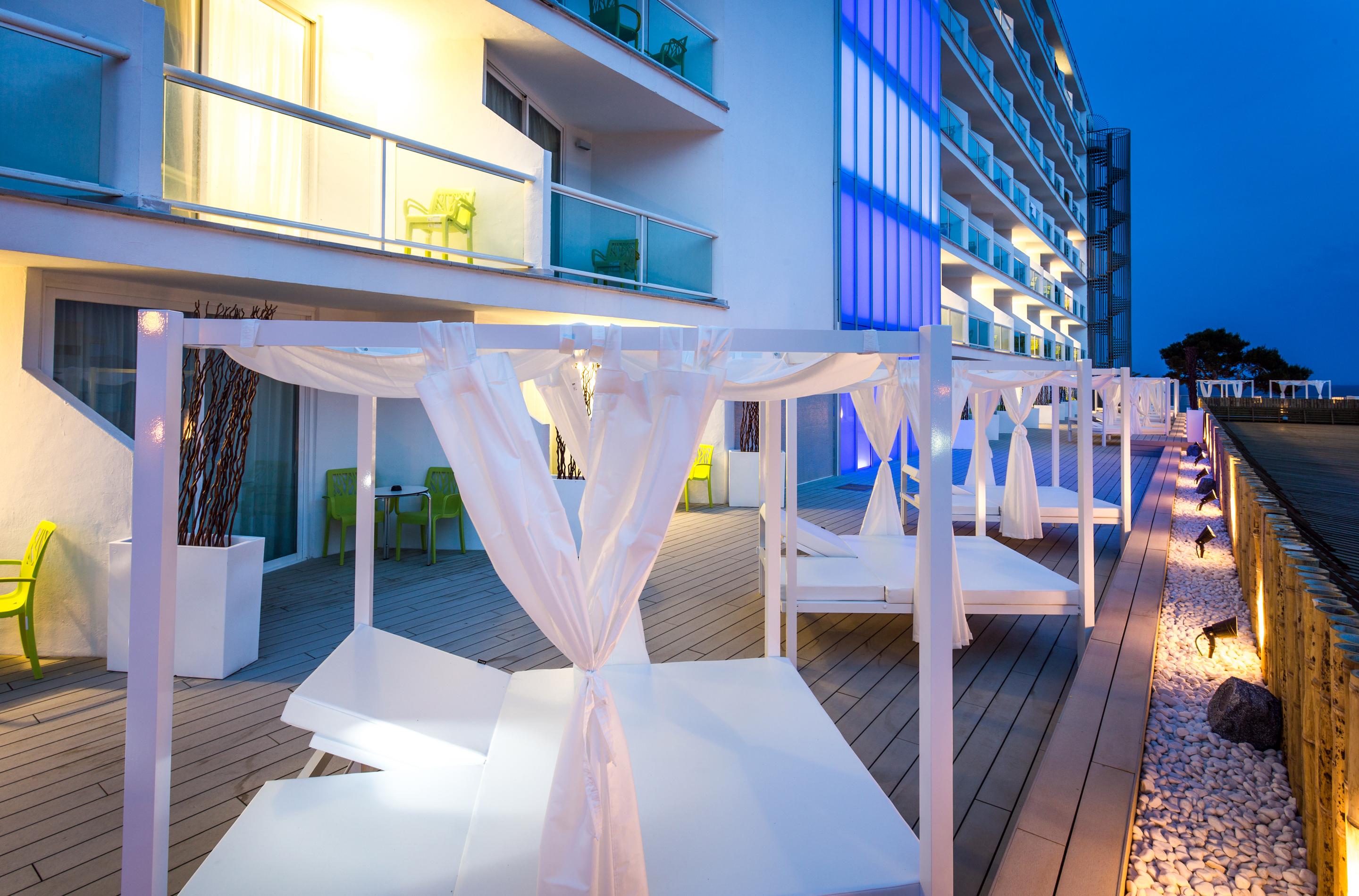 Hotel The Ibiza Twiins - 4* Sup Playa d'en Bossa Exterior foto