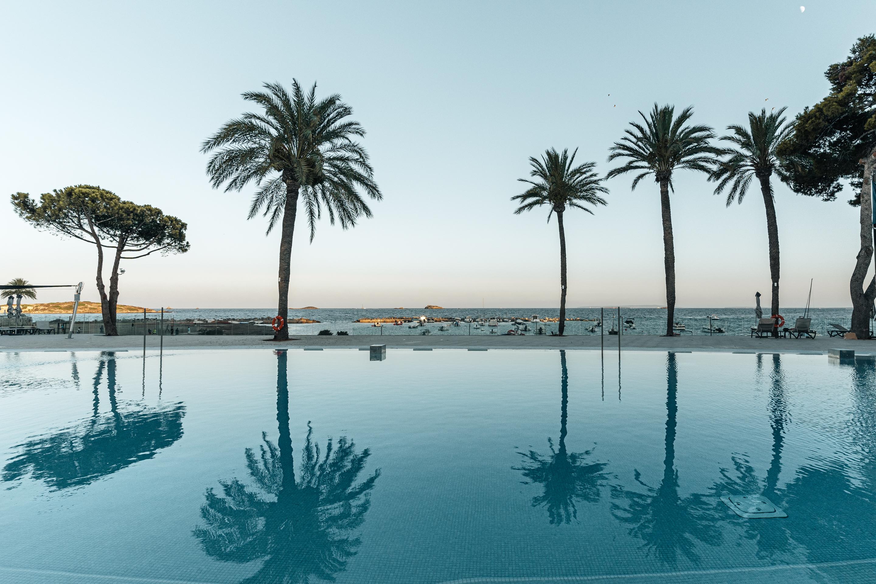 Hotel The Ibiza Twiins - 4* Sup Playa d'en Bossa Exterior foto